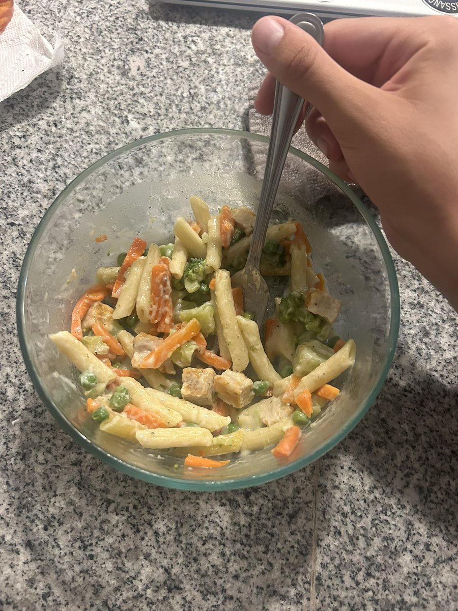 tisthedamnbrody's tweet image. what yall eating tonight #edtwt