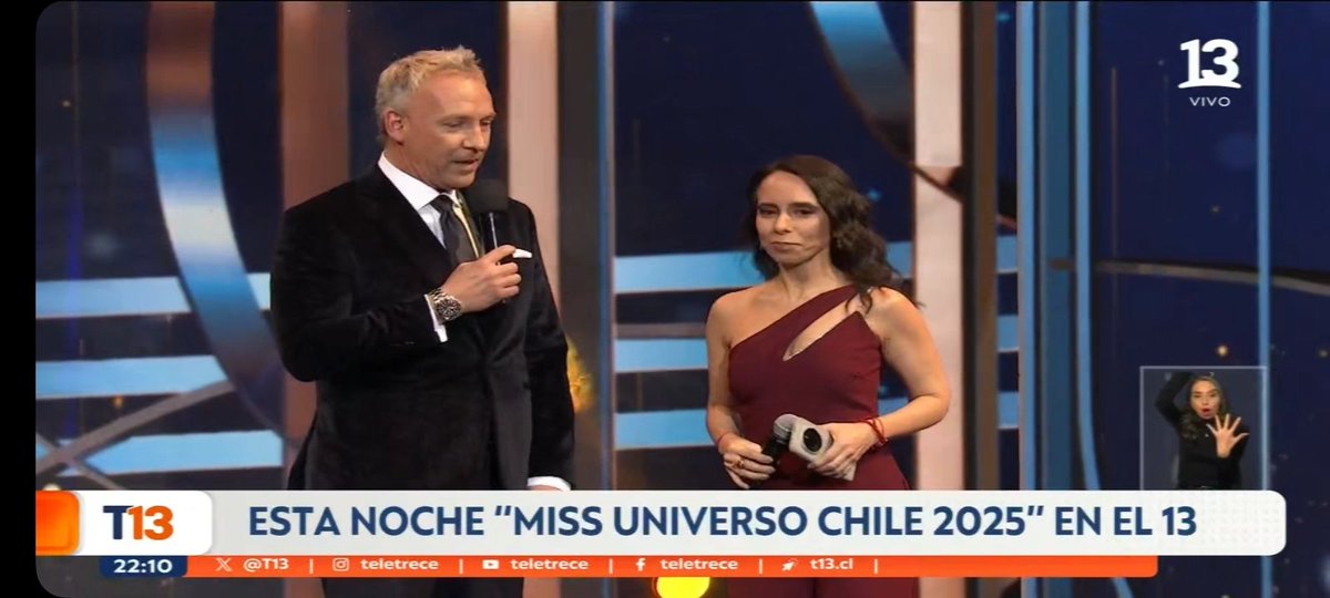 Tvmass12's tweet image. MUDA con lo creció el #Missunuverso Chile, y ojo es el mismo director de Argentina y la transmisión fue en un bar ahí se ve la diferencia... #Argentina