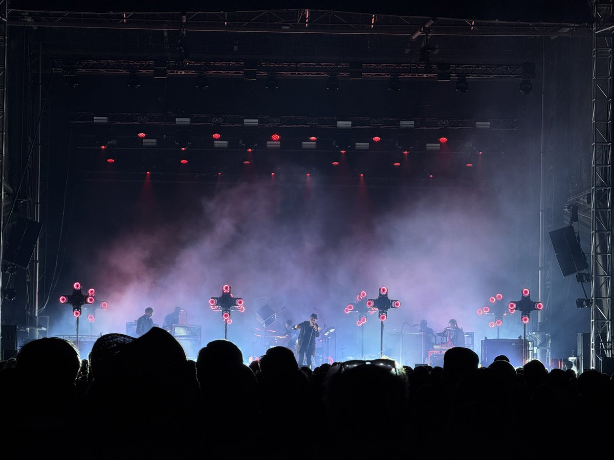 EmemLi's tweet image. Det var för jävla trevligt att va i Helsingborg i kväll för att se både Bob Hund och Thåström. Herrejävlar vad jag saknar den här staden, ibland.