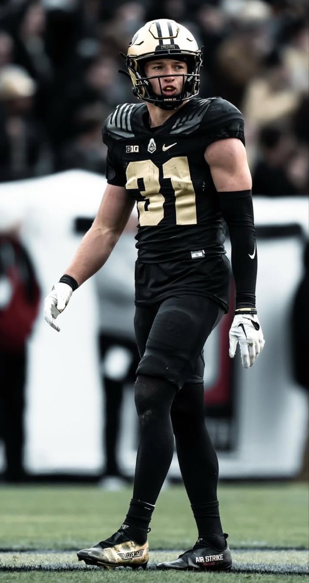 karlis_alex's tweet image. Man I for sure thought Minnesota was taking one of Malaki Starks or Nick Emmanwori at #24, they lost Camryn Bynum + Harrison Smith’s ancient (still great tho). Imo ion think they’ll pass on S a second draft, I think they’ll target Bray Hubbard or Dillon Thieneman in ‘26 RD1
#Skol