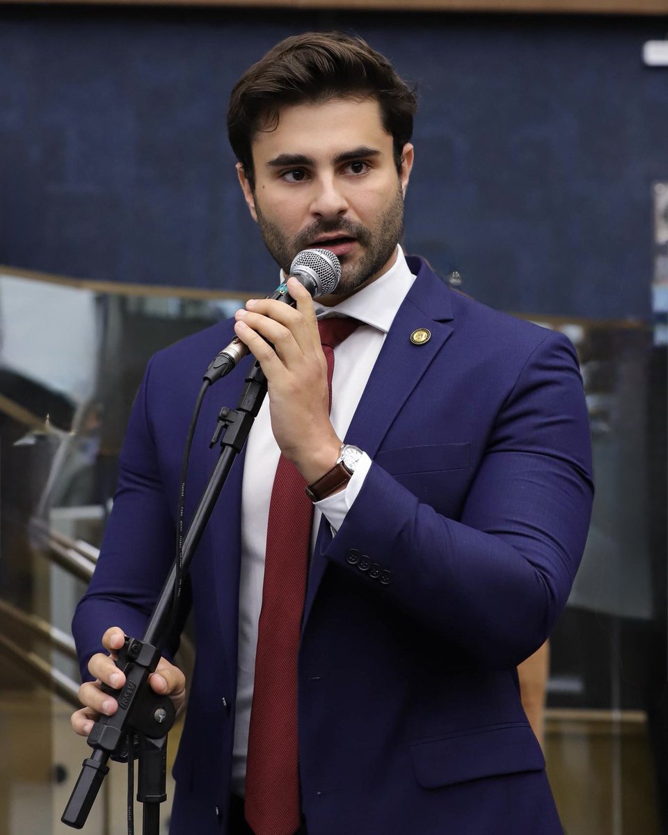 🚨URGENTE

Justiça Eleitoral ACABA de ACEITAR A DENÚNCIA que torna Nikolas Ferreira RÉU por divulgar INFORMAÇÕES FALSAS durante as eleições de 2024

Se condenado, NIKOLAS terá os DIREITOS POLÍTICOS CASSADOS!!!
