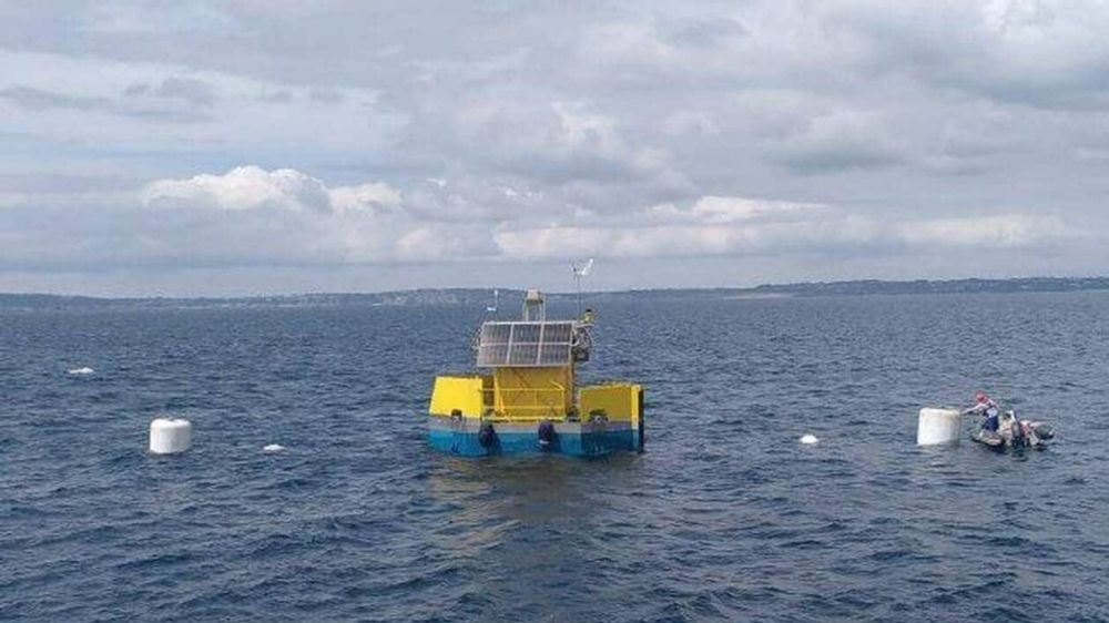 JeromeOLLIER's tweet image. La plateforme autonome de Geps permettant les essais de projets offshore a été mise à l'eau - @_lemarin
lemarin.ouest-france.fr/energie/energi…