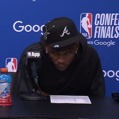 CookedByAmory's tweet image. #NewProfilePic new era fr this time β³