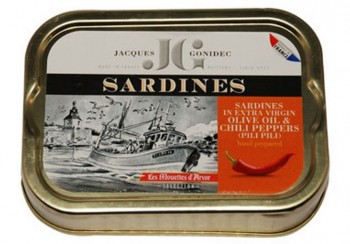 These sardines, packed in organic extra virgin olive oil with chili peppers, pack a punch

BUY HERE:  gourmet-delights.com/seafood.html

#Foodies #foodie #FoodieNation #recipes #cooking #baking #Organic #TinnedFishDateNight #FoodLover #FoodLovers #RecipeOfTheDay #DoctorsWhoCook #PCCMeats