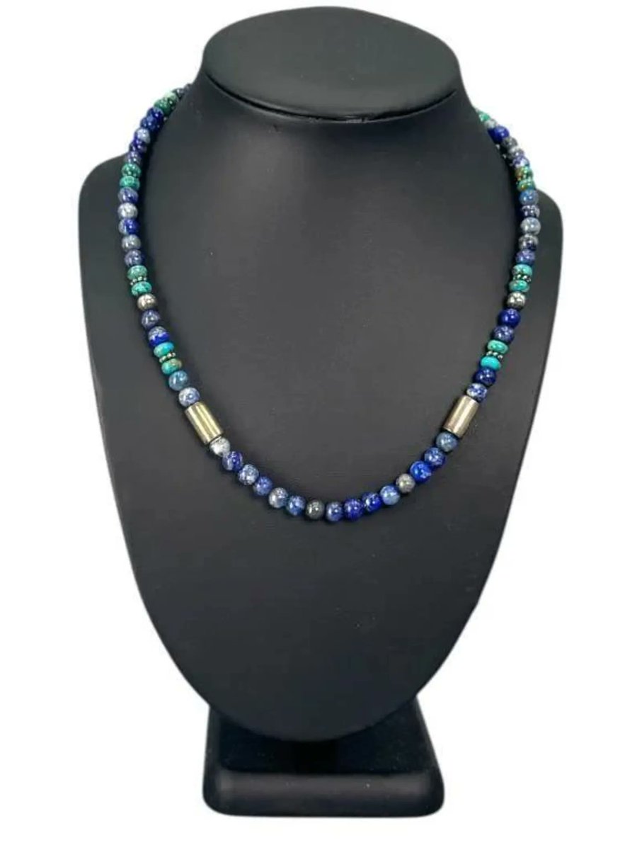 martysatticauc1's tweet image. Vintage Signed Tommy & Rosita Singer Artisan 18" Lapis and Turquoise Beaded Necklace, Gemstone Beads and Sterling Silver Beads and Spacers
etsy.com/listing/433673…