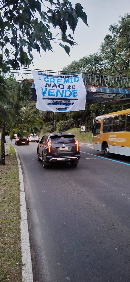 ogremiodetodos's tweet image. O GRÊMIO NÃO SE VENDE
Por um Conselho forte e independente 
#SafNão 

Assine o manifesto: gremiodetodos.com.br/o-gremio-nao-s…