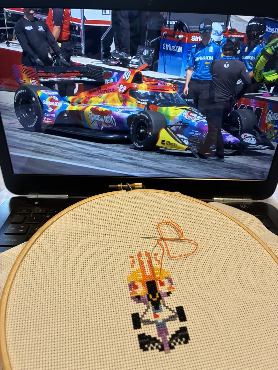 ZoomyStitches's tweet image. It’s happeninggggggg 🎨 
Also don’t worry @wbuxtonofficial I’ve also never listened to The Grateful Dead but I’m dedicating a whole lot of time to this anyway 🙈
#JavaHouseGP #Indycar