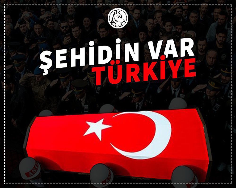 “ŞEHİDİN VAR TÜRKİYE”

Hatay'da yüksek ateş şikayetiyle hastaneye kaldırılan 7 askerimizden 2'si Şehit oldu.

Türk milletinin başı sağ olsun.