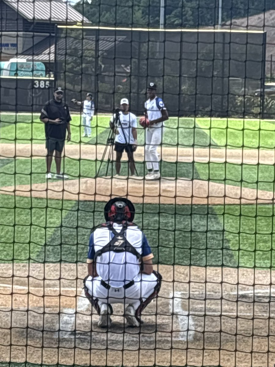 HHitters4's tweet image. The battery was in action today at the @prepbaseball Futures Games!! 

@Jamari_bsbl throwing to @rickywatt_ @LakePointSports 

@PrepBaseballNJ @pbtscouting 

#H4Family #PBFG25