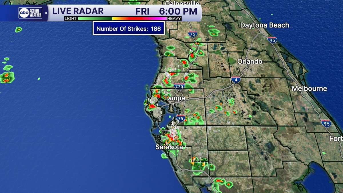 DenisPhillipsWx's tweet image. And so it begins (again) Storms are all moving West toward the coast.