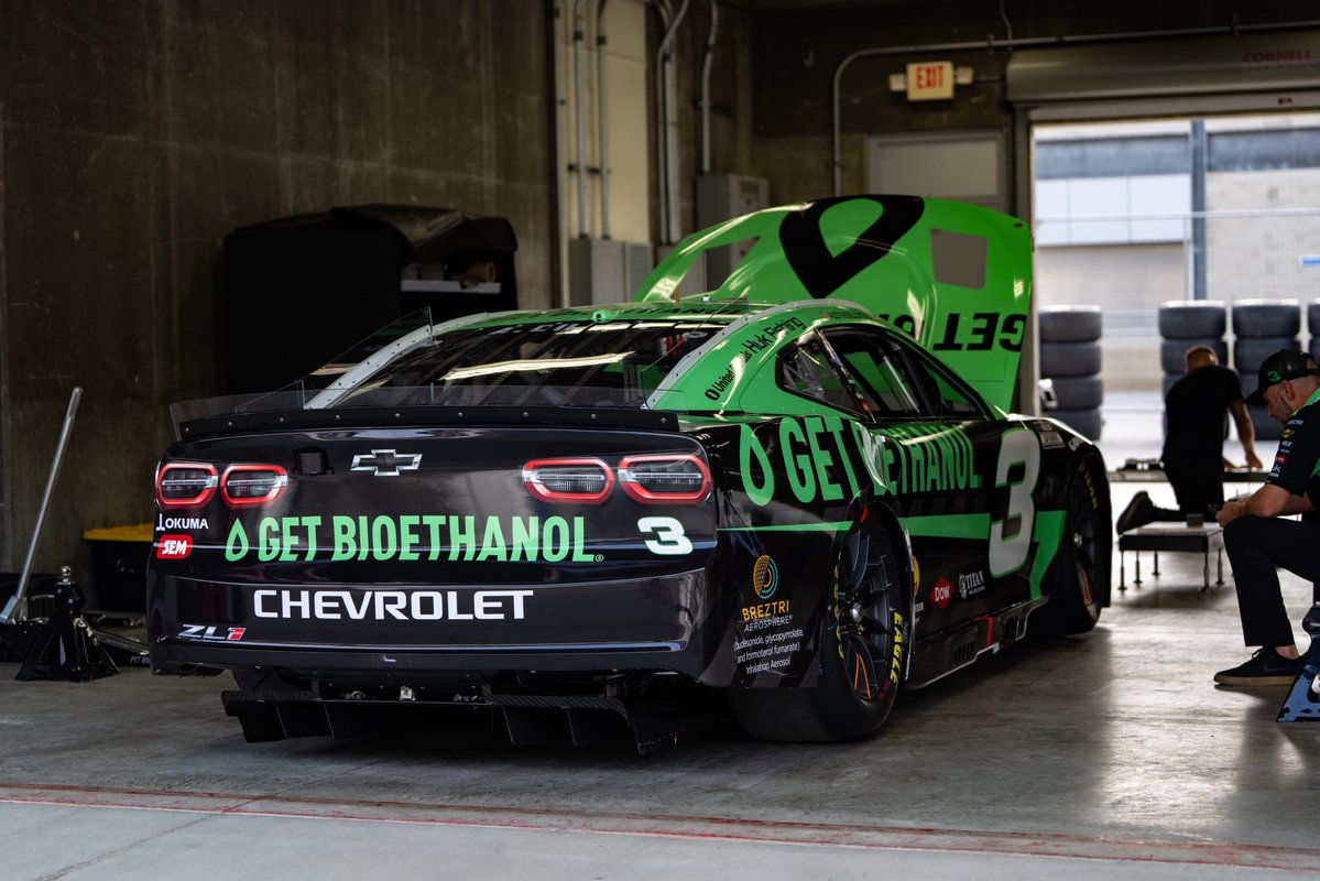 RCRracing's tweet image. Updated Saturday @IMS Schedule:
1:00 PM ET - Xfinity Series Qualifying
2:00 PM ET - Cup Series Practice
2:40 PM ET - Cup Series Qualifying
4:30 PM ET - Xfinity Series Race
@GetBioethanol | #zone_partner | @WhelenEng | @WhelenMTRS | @BennettFamilyCo | #Drive4Bennett