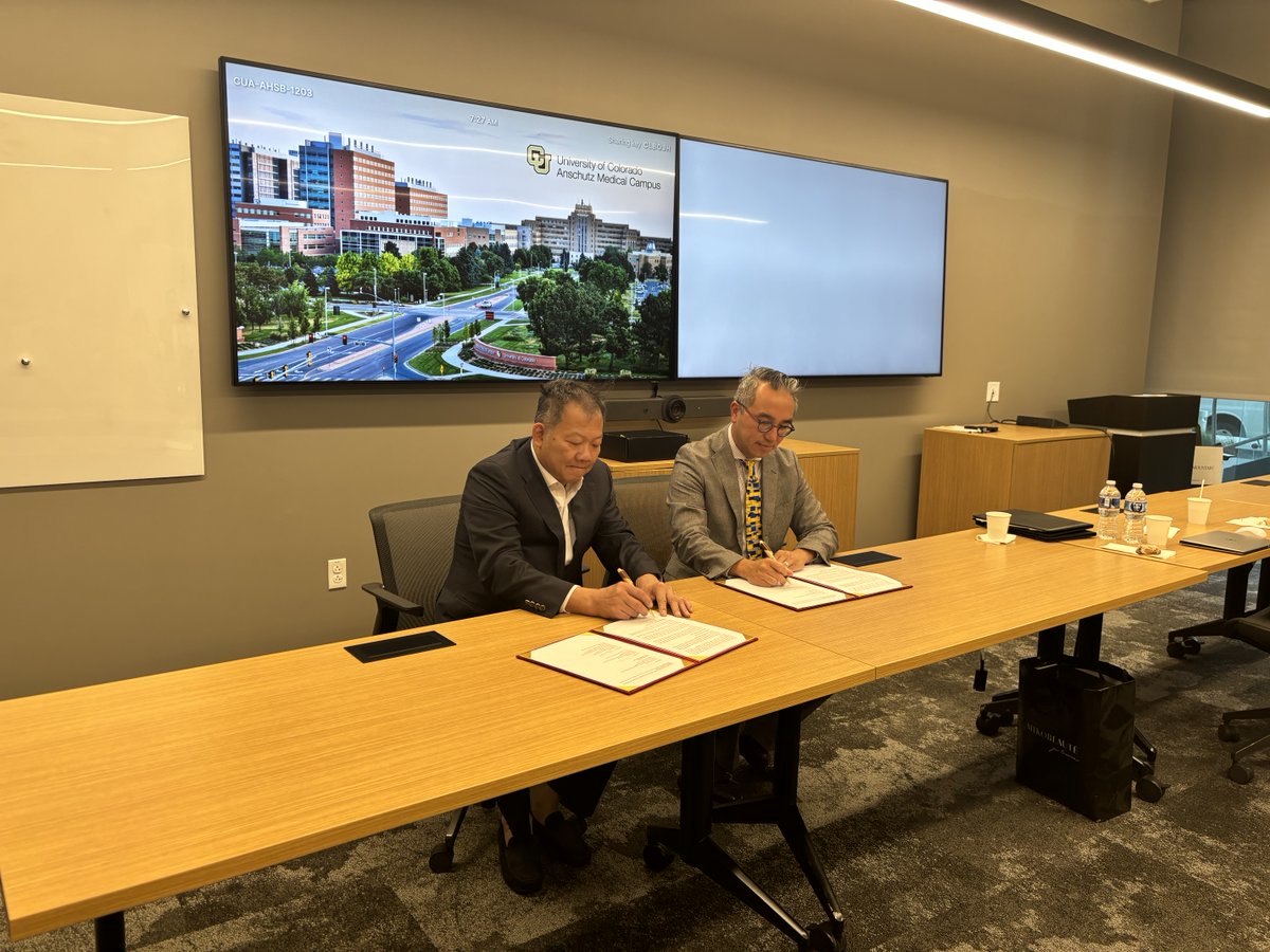 CUDeptSurg's tweet image. We are thrilled and honored to welcome a delegation from Viet Duc Hospital in Hanoi to our campus! This morning, members of the department of surgery from CU Anschutz and Viet Duc made an international partnership between our two institutions official. #ImproveEveryLife