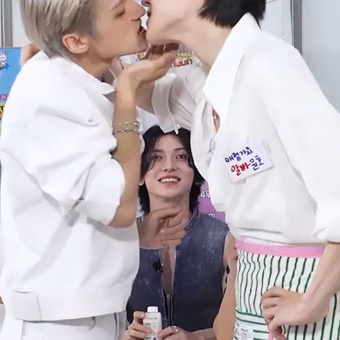 whimsyeo's tweet image. ysng when yaoi