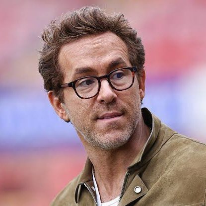 MrHubertLane's tweet image. 🚨 BREAKING - #NUFC are close to announcing the appointment of Ryan Reynolds as CEO and Rob Mcelhenney as sporting director 💣
Let’s hope these two have what it takes to turn things around for Newcastle. 🙏