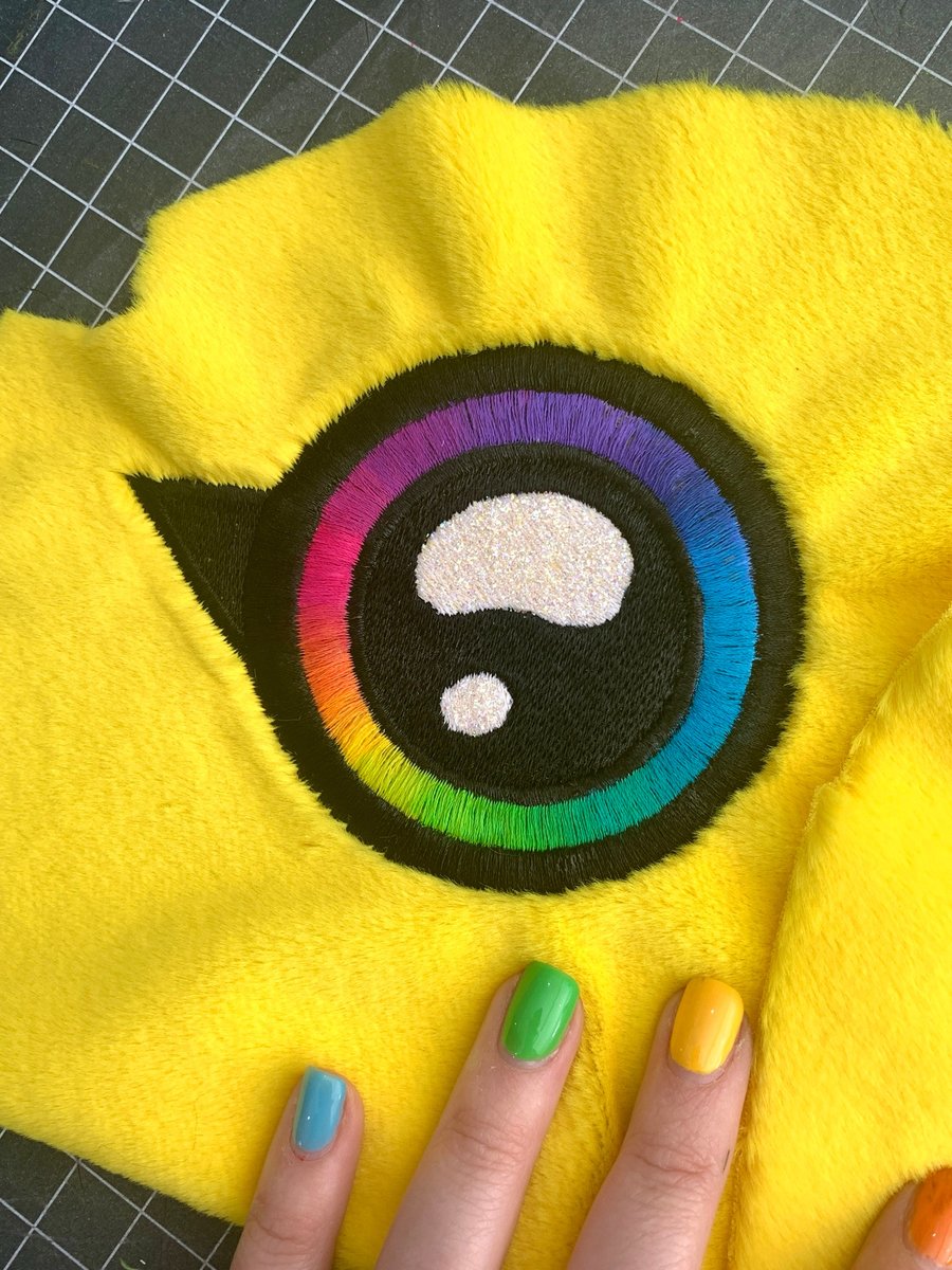 The vision —-&gt; The embroidery 🌈