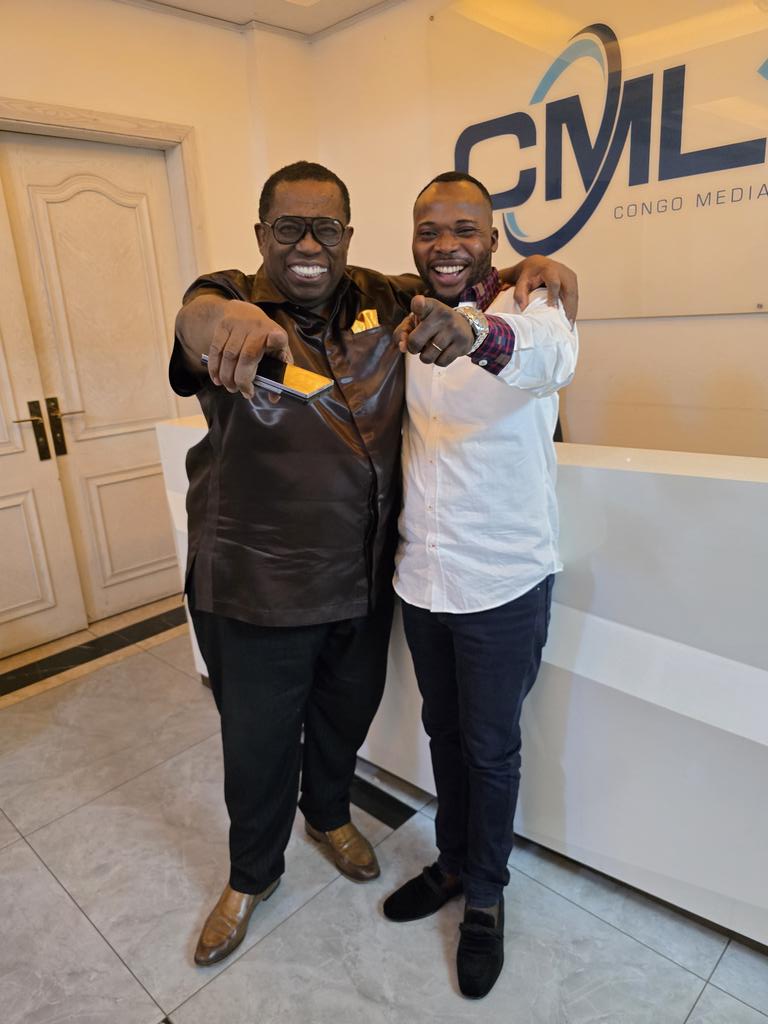 De l'étranger où je me trouve en ce moment, j'ai appris avec indignation l'arrestation de l'Hon Léon Nembalemba dit Papa Molière, sur base d'une plainte déposée par Jean Marie Kassamba.

Profitant de cette occasion, je voudrai dire à Jean Marie Kassamba que l'imposture a une