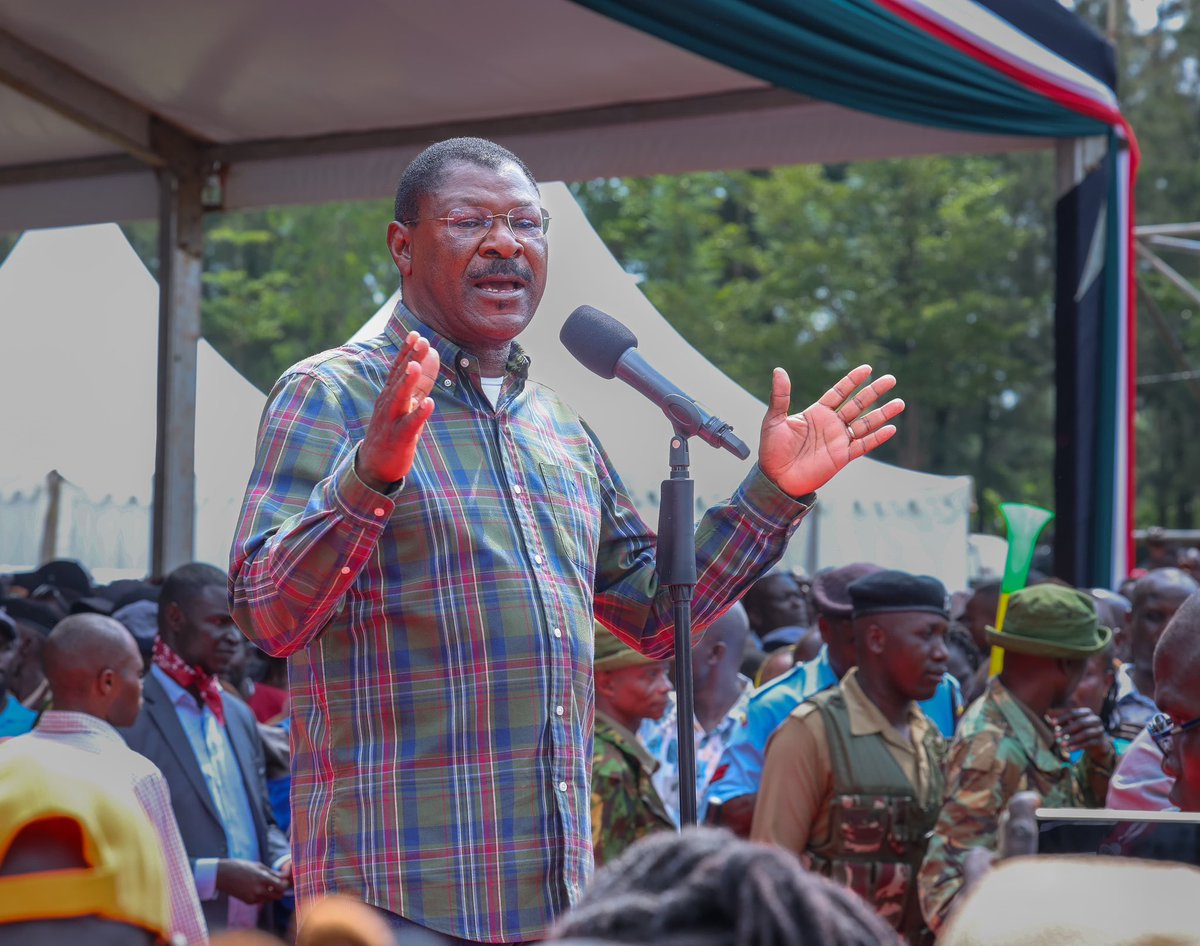 HonWetangula's tweet image. Today in Muhoroni, I called out former Deputy President Gachagua for telling Kenyans abroad to stop sending money home, remarks that are clueless and reckless.
Kenyans send money to families, not the government. Gachagua should return home and stick to his usual politics.
I…