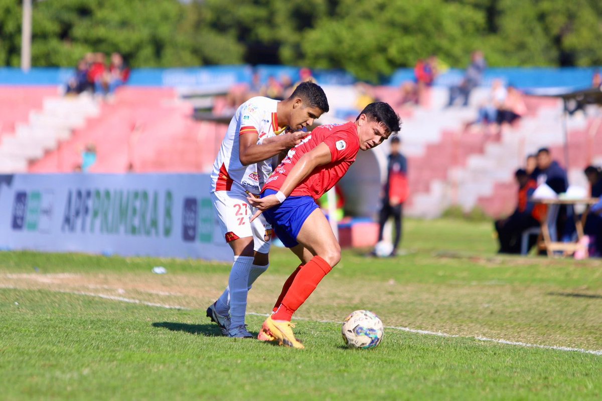 Atletico Colegiales sumó de a tres en el comienzo de la fecha 17

Se impuso por 1–0 a Sport Colombia, en el Luciano Zacarías.

🗞️ goo.su/VlUfm

#APFPrimeraB ⚽️