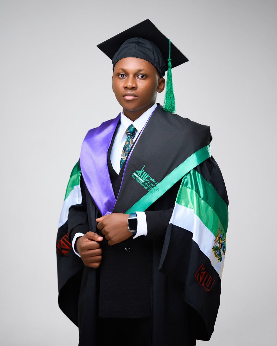 KMutahunga's tweet image. “Hats off to you”
LLB done and dusted.
Congratulations Josh