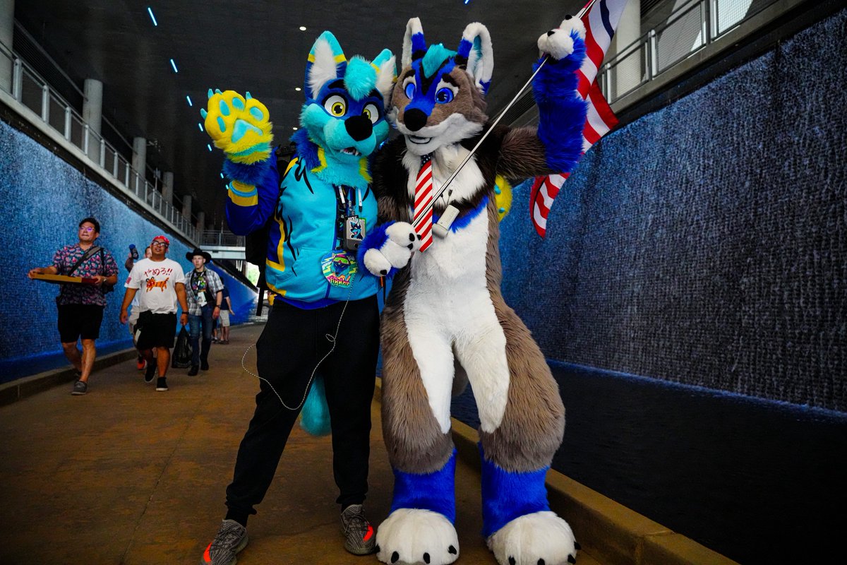 Ryderwolf41's tweet image. Really missing AC right now 🥺 #FursuitFriday
