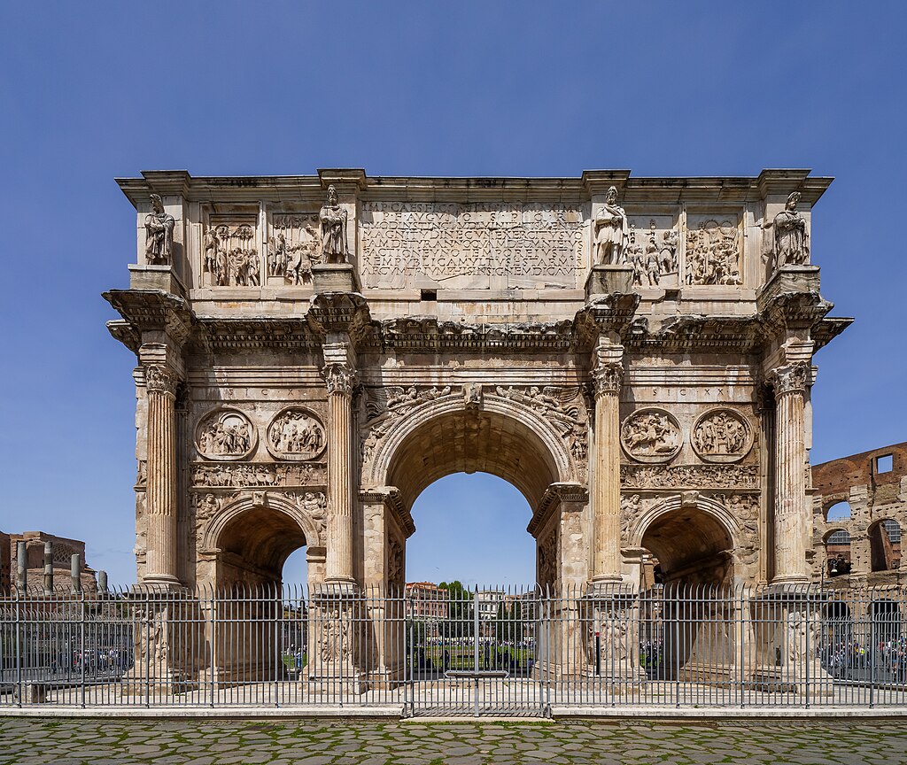 DrPnygard's tweet photo. Today in 315 AD, the #ArchofConstantine was completed near #Rome's Colosseum to commemorate Constantine's victory over Maxentius at the #BattleofMilvianBridge (312 AD). The arch spans the Via Triumphalis, the route taken by victorious military leaders when they entered the city. https://t.co/cuXM0V98KB