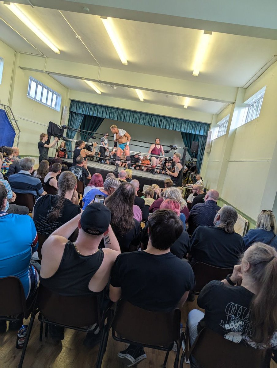 BridgeProWres's tweet image. 10 Bridge Pro shows.
10 packed houses.
Thanks for believing in us ♥️