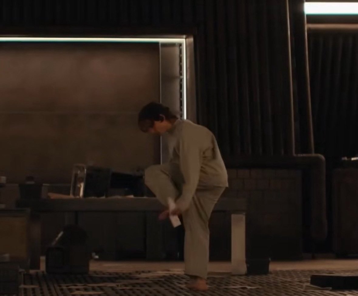 thevoidcteme's tweet image. ᅠ
ᅠ
ᅠᅠᅠ
ᅠᅠ * (  🧍  ).
ᅠᅠᅠ
ᅠ
ᅠ