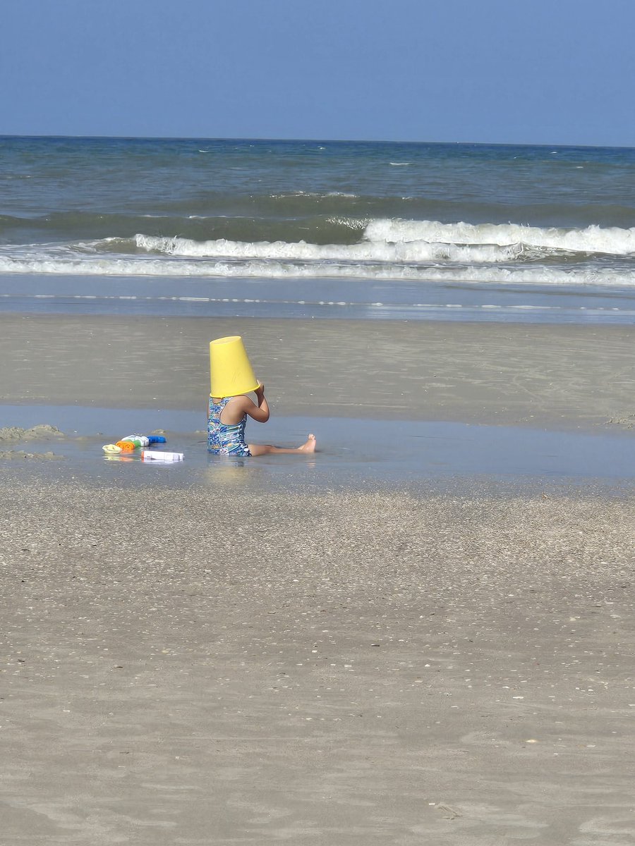 MystagogicalB's tweet image. My li&apos;l bucket head.