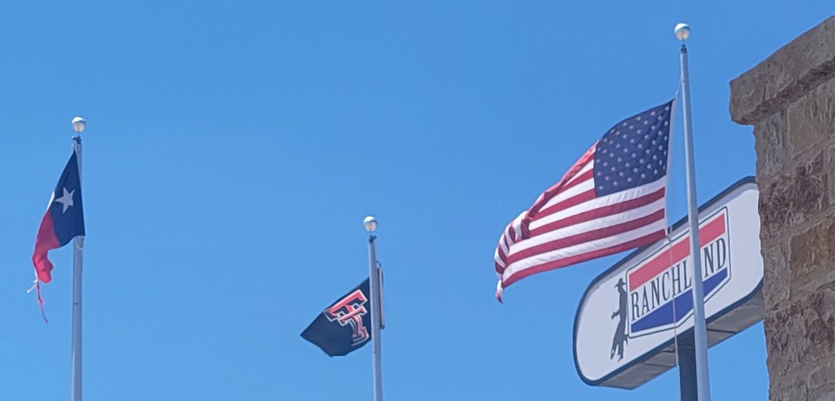 Benjamin was hopping today. And as always, flying the Double T! #wreckem