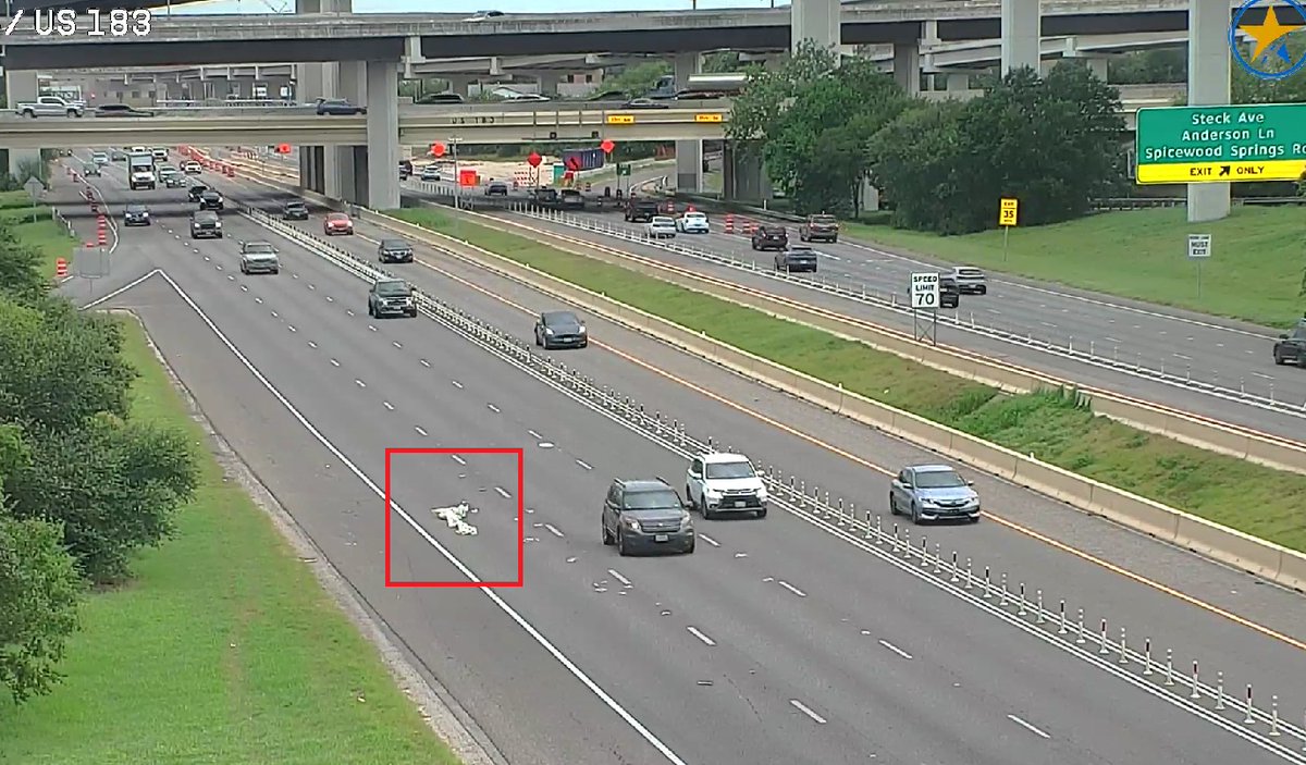 RMATIMCenter's tweet image. Debris N MoPac Expy NB after 183 Right lane blocked. #ATXtraffic