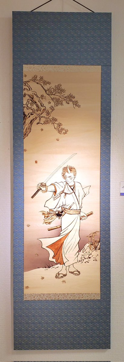 point6G's tweet image. 二枚目の板絵の解説

・彩雲去 酔鬼化生
(サイウンサリテ スイキトナル)

悪童・外道丸は、その所業に心痛めた母のため仏門に入るが、生来の美しい容姿のため、恋慕と情念により恋炎の中、焼殺される。
鬼となり、後に酒呑童子と呼ばれる悪鬼復活を描きました。