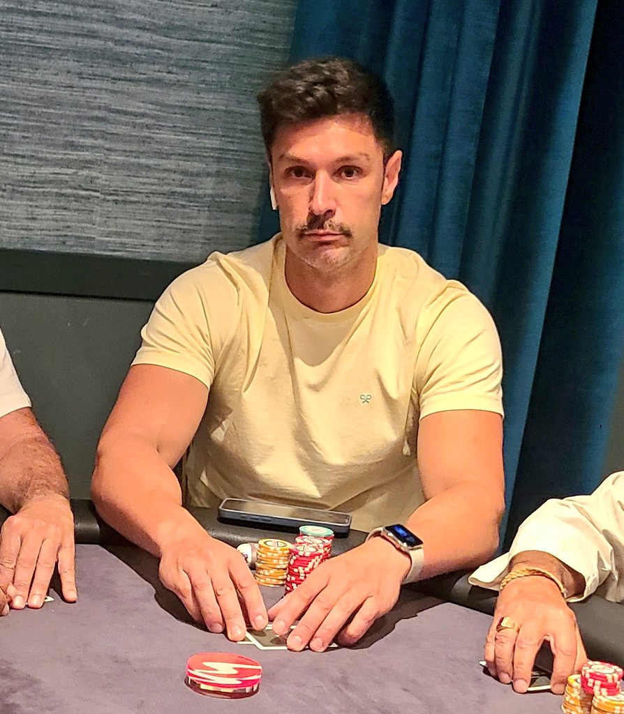 Niners by Sportium (@ninerspoker) on Twitter photo 🔴Niners Main Event dia 1B🔴
❌️Registro Cerrado❌️
Cerramos el registro en <a href="/CasinoGVPoker/">Casino Gran Vía Poker</a> con 156 entradas, que sumadas a las 138 de ayer hacen un total de 294 entradas a falta del día 1C
👤 89/156
Nivel 11 1k/2,5k/2,5k 🔴Niners Main Event dia 1B🔴
❌️Registro Cerrado❌️
Cerramos el registro en <a href="/CasinoGVPoker/">Casino Gran Vía Poker</a> con 156 entradas, que sumadas a las 138 de ayer hacen un total de 294 entradas a falta del día 1C
👤 89/156
Nivel 11 1k/2,5k/2,5k