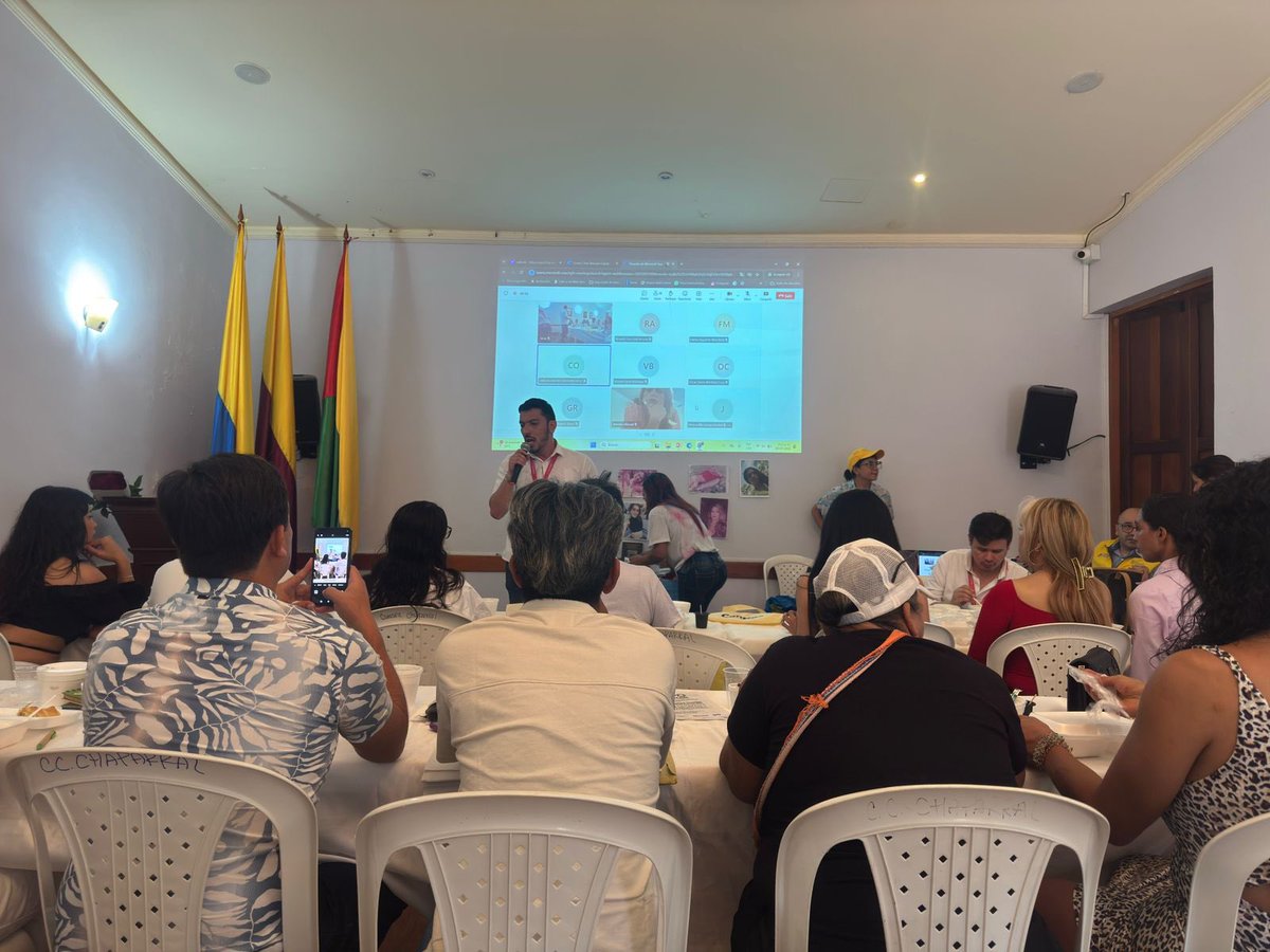 DefensoriaCol's tweet image. Avanza la reparación colectiva con comunidad LGBT en Chaparral, Tolima
En Chaparral, Tolima, acompañamos el Encuentro de Concertación con el cuarto sujeto de reparación colectiva LGBT, un espacio orientado a fortalecer el diálogo y construir consensos entre sus integrantes, en…