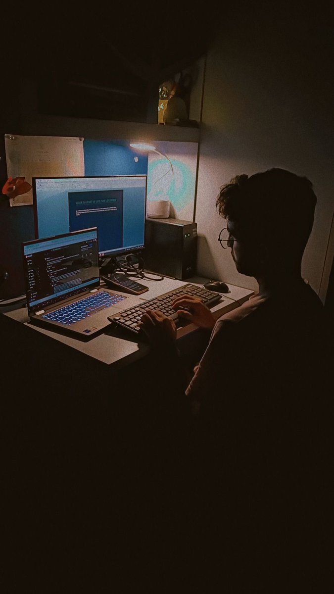 Adityapandeydev's tweet image. Lock in. Build like you’ll die if you don’t.