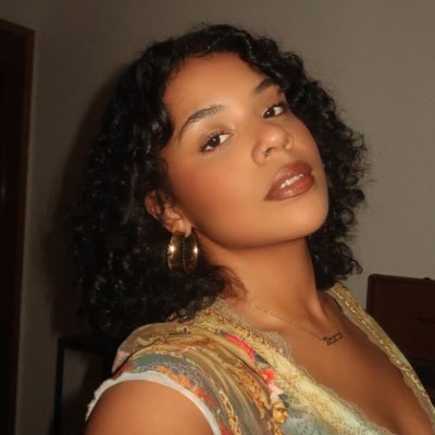 carolfigueiredc's tweet image. #NovaFotoDePerfil