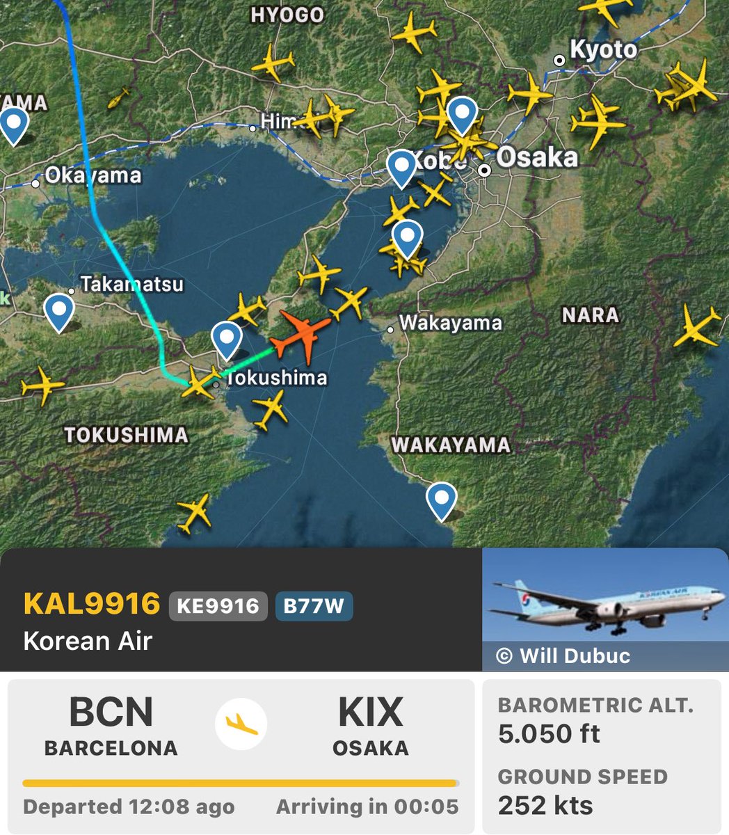 Yamal_Xtra's tweet image. After a 12-hour flight, the Barça team plane is now about to land in Osaka, Japan. 🛬