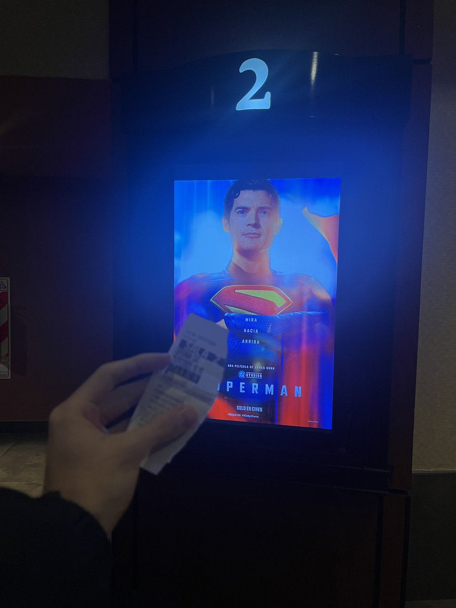 Joaquin | Geek Room tweet media