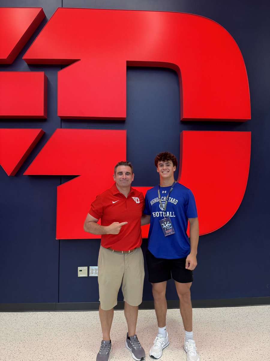gantz_zach's tweet image. Had a really great time at @DaytonFootball today. Thank you @John_bowes_, @CoachHorch, @CoachFlaherty4, and @CoachWhalen59 for an amazing tour of the campus and facilities!! Excited to get back on campus soon and will continue to work to get 1% better each day.