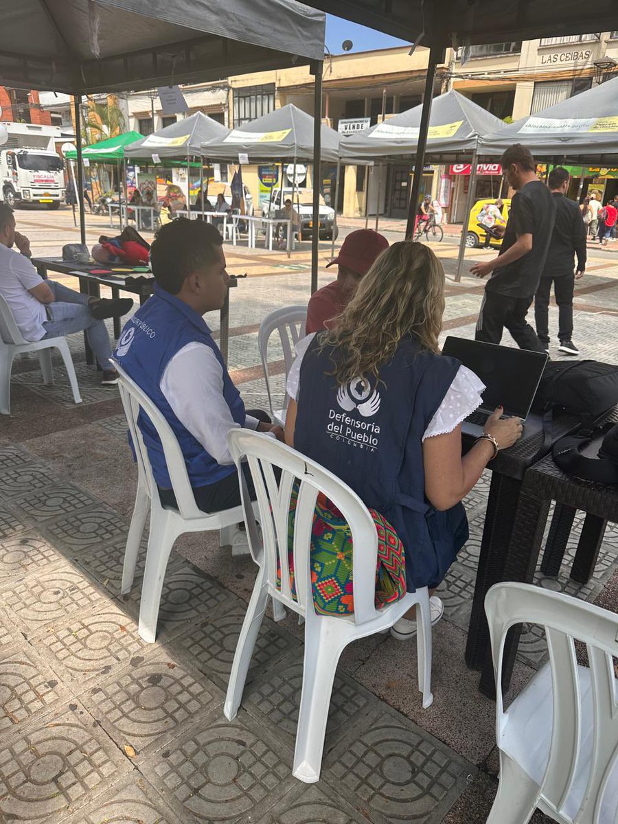 DefensoriaCol's tweet image. Jornada de atención y prevención del delito en Chinchiná, Caldas
Acompañamos la jornada “Brigada de atención, orientación y prevención del delito”, liderada por la Dirección Seccional de Fiscalía de Caldas y realizada en el municipio de Chinchiná.
Durante esta feria de…