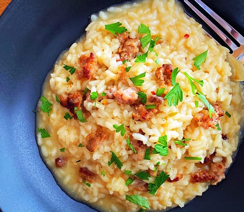 gsdreams's tweet image. Early Friday night special in the house… Risotto with Pecorino Cheese and Sweet Italian Sausage 😋😋😋