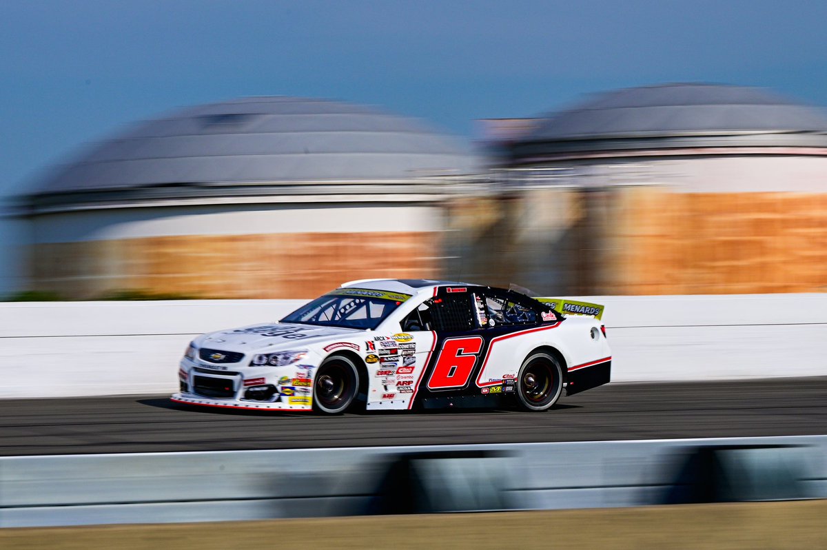RevRacin's tweet image. Cautions out on Lap 97/150 ⚠️
@LavarScott P3
@laniebuice P14
@ARCA_Racing | @RaceIRP