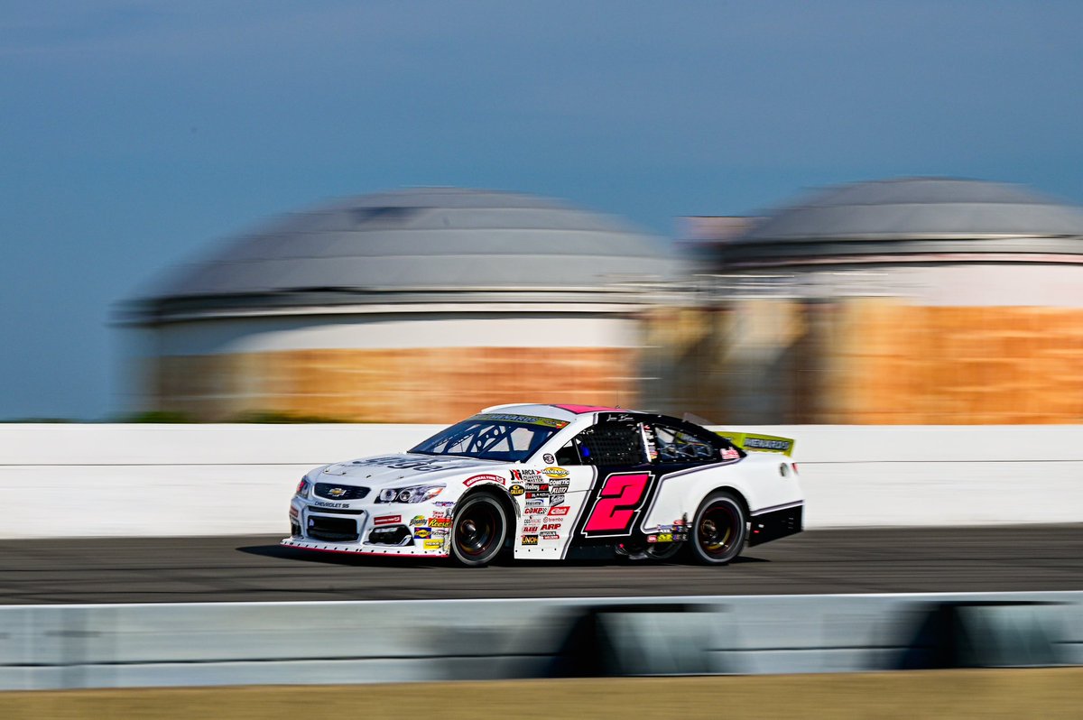 RevRacin's tweet image. Cautions out on Lap 97/150 ⚠️
@LavarScott P3
@laniebuice P14
@ARCA_Racing | @RaceIRP