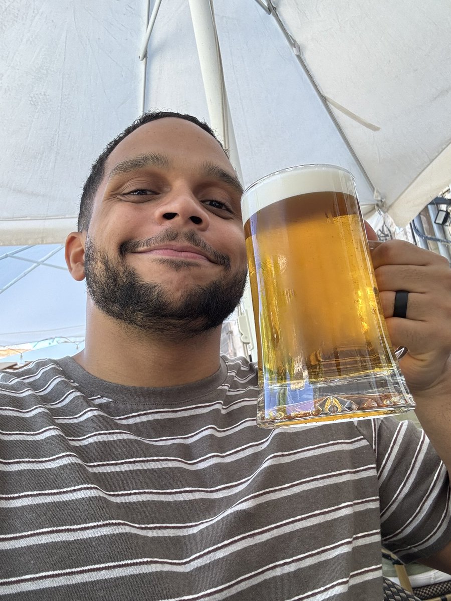 btcbongo's tweet image. Cheers! 🍻
