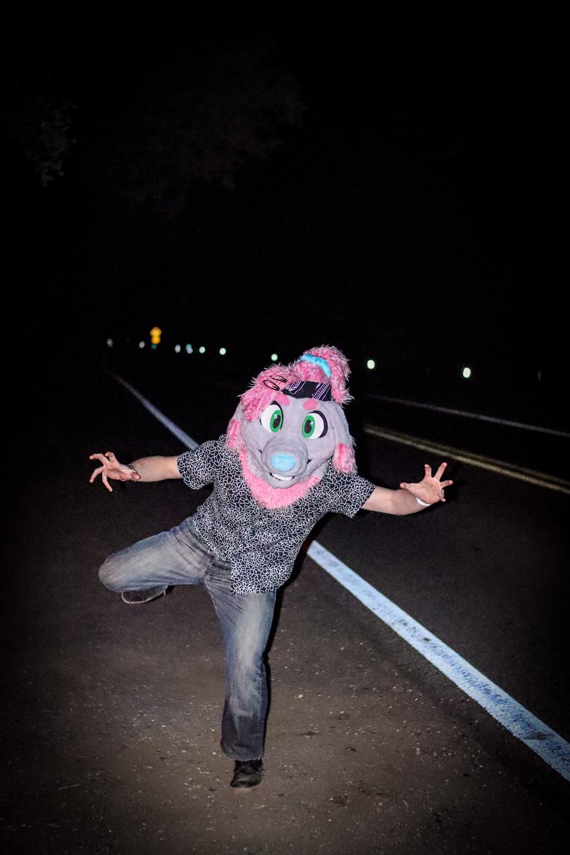 POV: you pulled out a spoon of peanut butter in front of the cryptid

#FursuitFriday
