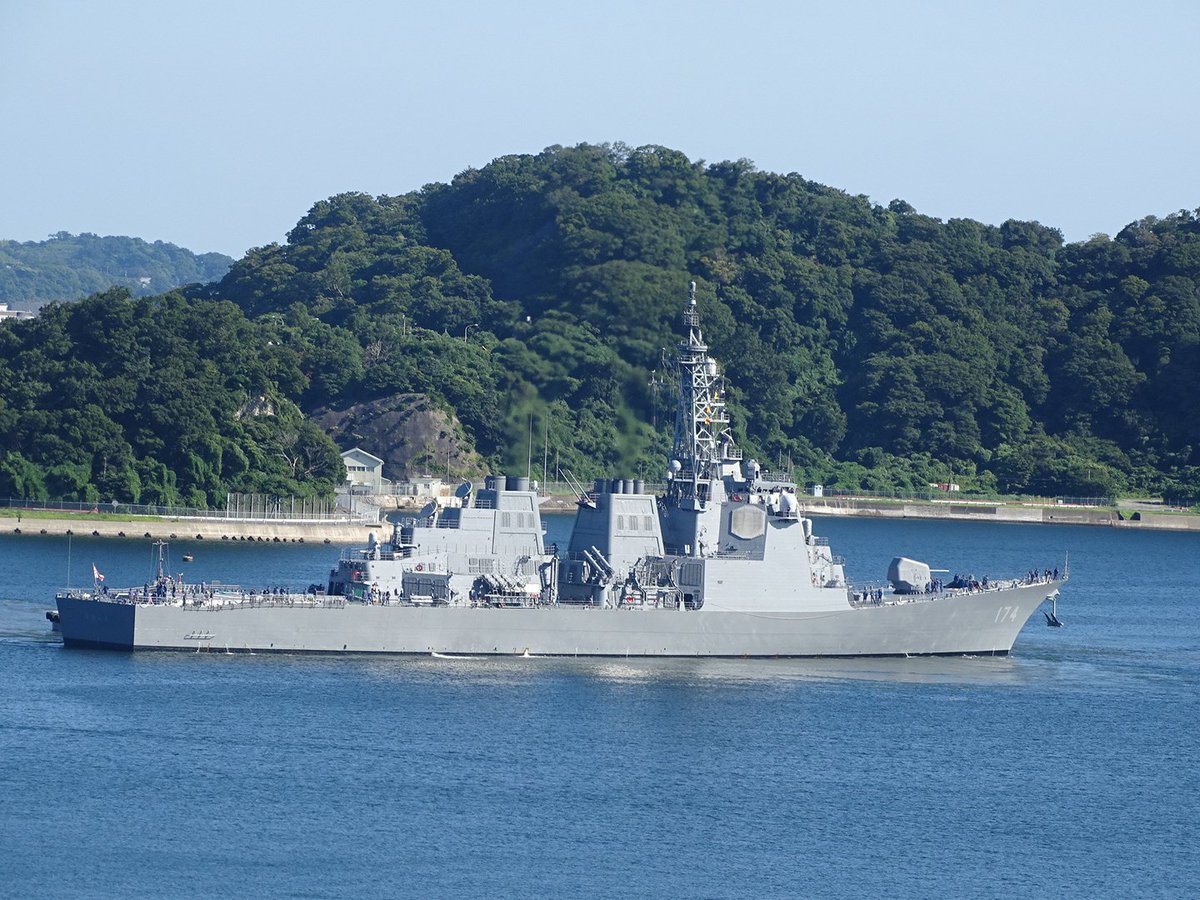 横須賀の守護神、護衛艦「きりしま（JS Kirishima, DDG-174）」が戻ってきました。Y2に接岸完了、ご苦労さま・お疲れさまでした。😍