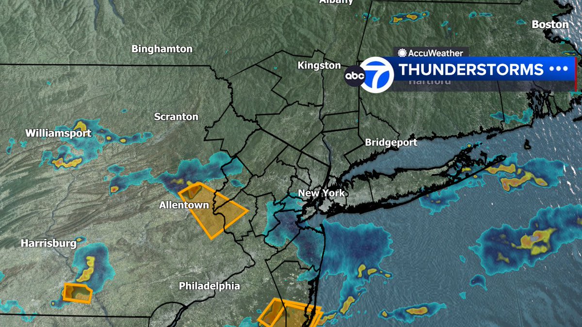 BrittanyBabc7's tweet image. A severe thunderstorm warning has been issued. Go to abc7ny.com/weather/alerts/ for more details.