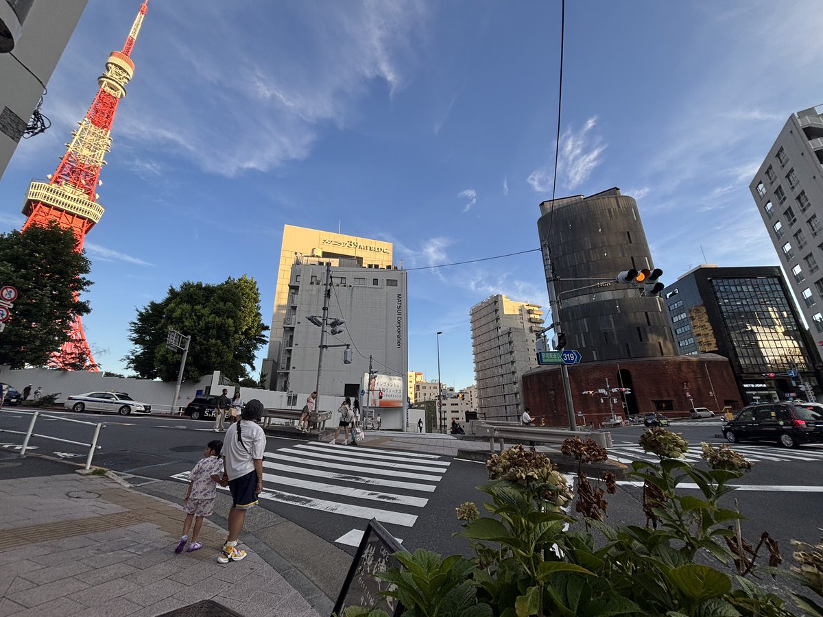 kojima_23's tweet image. 昨日、20代前半の頃に働いてた神谷町に訪れたが、
そこにワタシの知ってる神谷町は無かった🥹
角のゆで太郎も激安定食屋も無くなり、
オシャレなイタリアンやワインバーが立ち並んでいた🥹
下北沢も開発進んでるけど、下北沢らしさは消えないでほしいよね🥹
まるで浦島太郎ですよ🥹←表現古っw