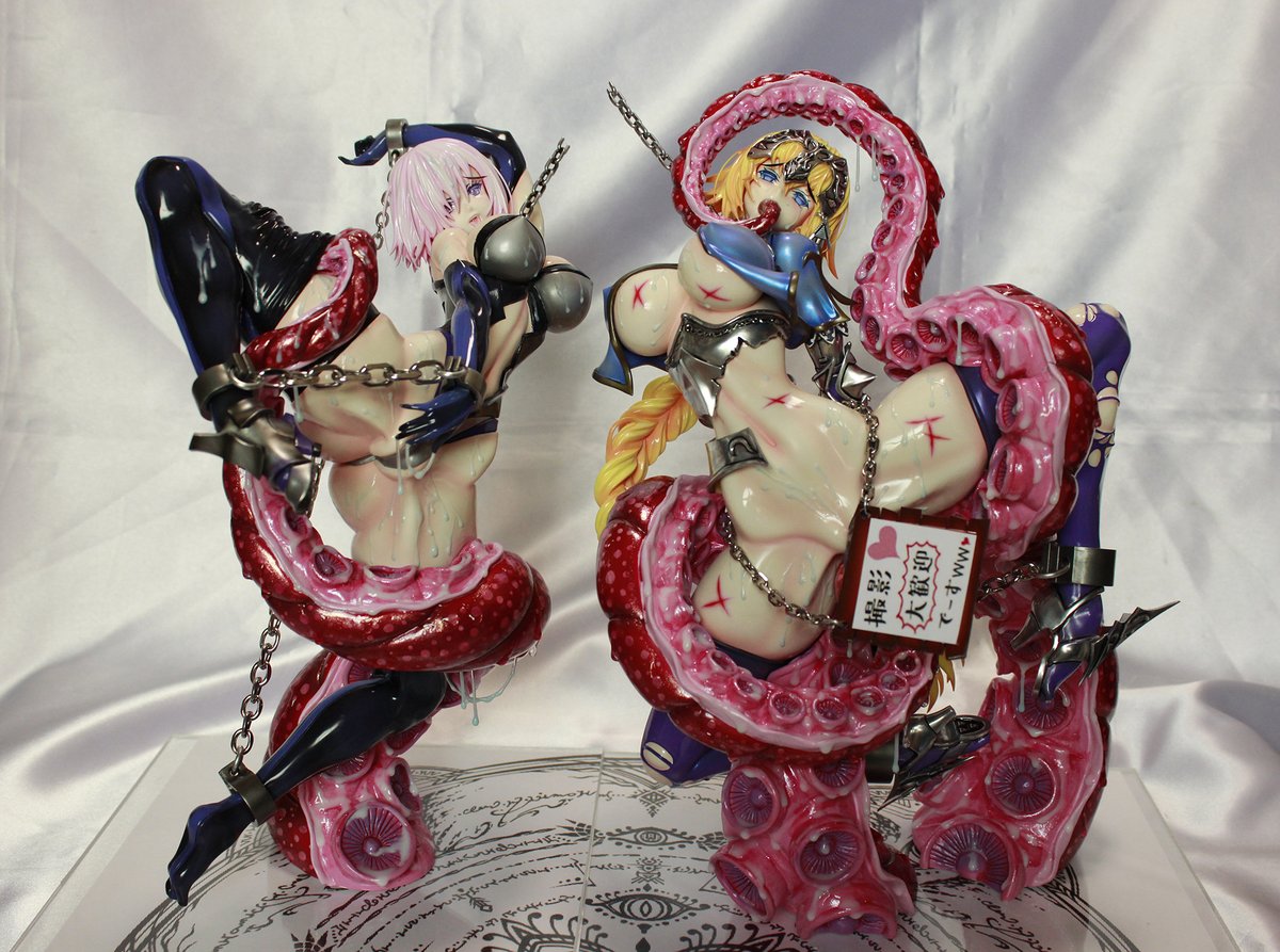PCbkntTiYglrQDm's tweet image. WFの宣伝です。
■再販 FGOより マシュ・キリエライト ¥20,000
■再販 FGOより ジャンヌダルク ¥40,000
■展示のみ 魔法少女リリカルなのはStrikerS フェイト・T・ハラオウン
両者手流しレジン製ガレキ(ジャンヌの一部3Dプリントパーツ)
マシュとジャンヌの手足・看板の鎖は付属しません