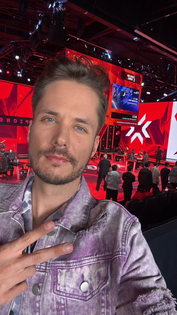 ubershouts's tweet image. Hey #VCTAmericas
We are back
@FURIA vs @Sentinels
A banger game or ritual sacrifice to callous, uncaring gods?
Only one way to find out, pull up w me and @wyattriver_