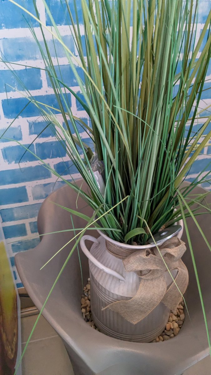 #crochetDrop ATTN Pokemon trainers: you gotta have a Pokeball if you wanna catch Pokemon. Psyduck left a mini-pokeball for you to find!

#artdrop #SDCC #SDCC2025 #comiccon